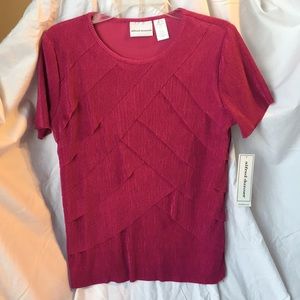 Alfred Dunner Ladies fuschia color blouse